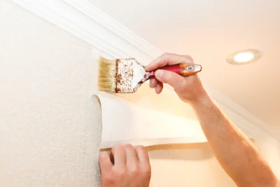 Pose de papier peint à Azerables — revêtements muraux et toiles de verre